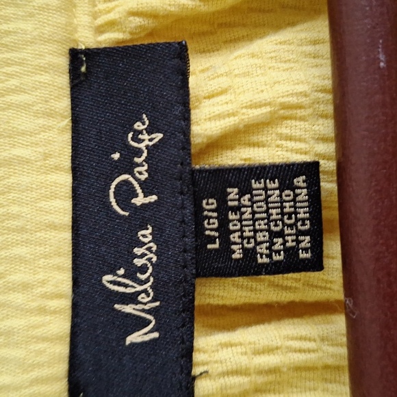 3/$20 Melissa Paige Sunlit Ruffle Blouse Size Large - Picture 5 of 7